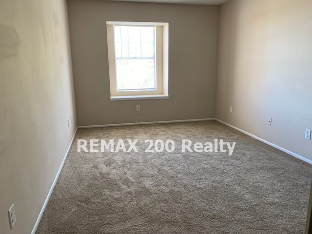 Location, location, location! Beautiful 4/2.5 House property image
