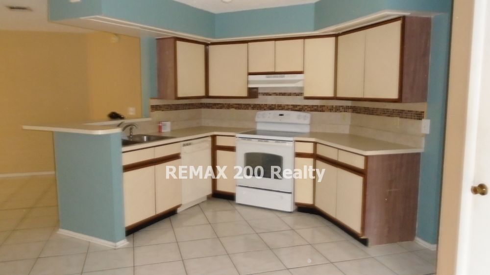 Conveniently Located 3/2 Fenced-In Home! property image