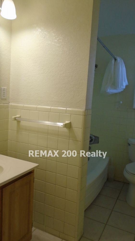 Great 4/2 Home Conveniently Located property image