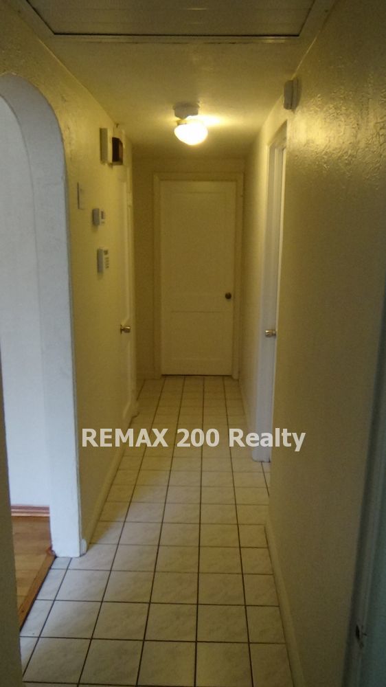 Downtown 3/2 Single Car Garage Near Downtown YMCA property image