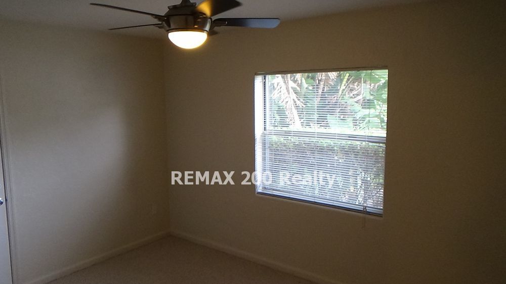 Downtown 3/2 Single Car Garage Near Downtown YMCA property image