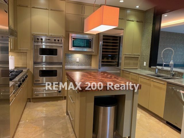 Ultimate Downtown Orlando Living / Sanctuary Condominium property image