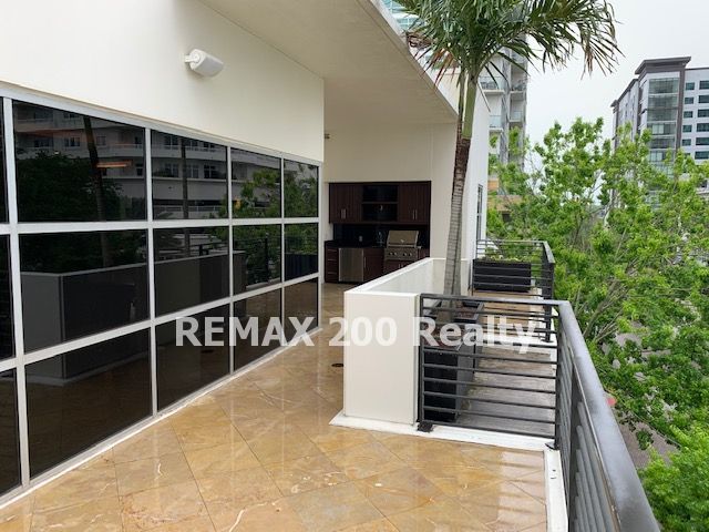 Ultimate Downtown Orlando Living / Sanctuary Condominium property image