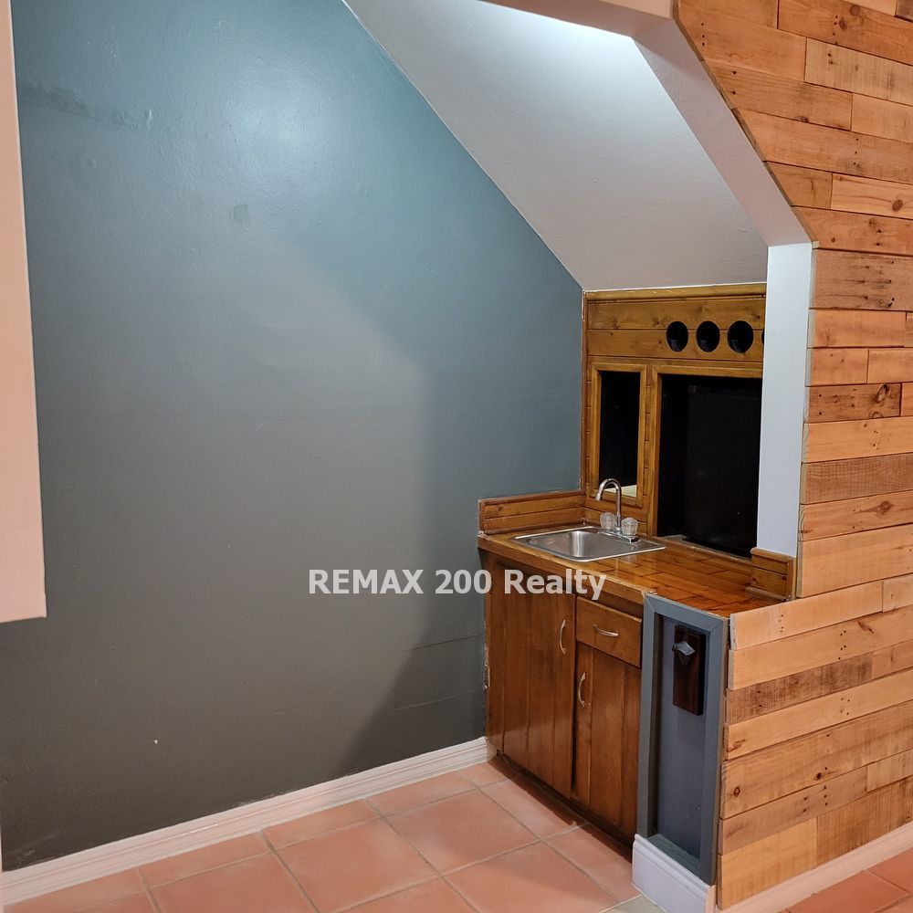 5523 Cretan Way property image