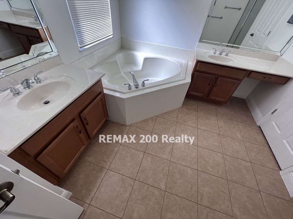 Avalon Park Rental property image