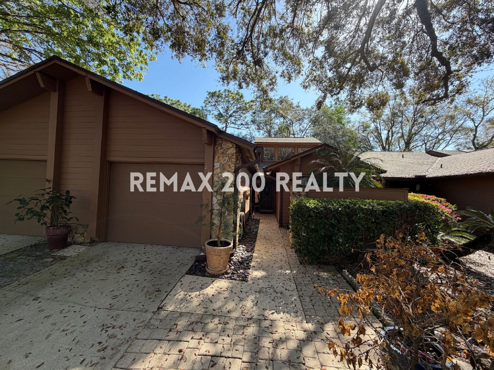 Meticulously Maintained Single Story Townhome property image