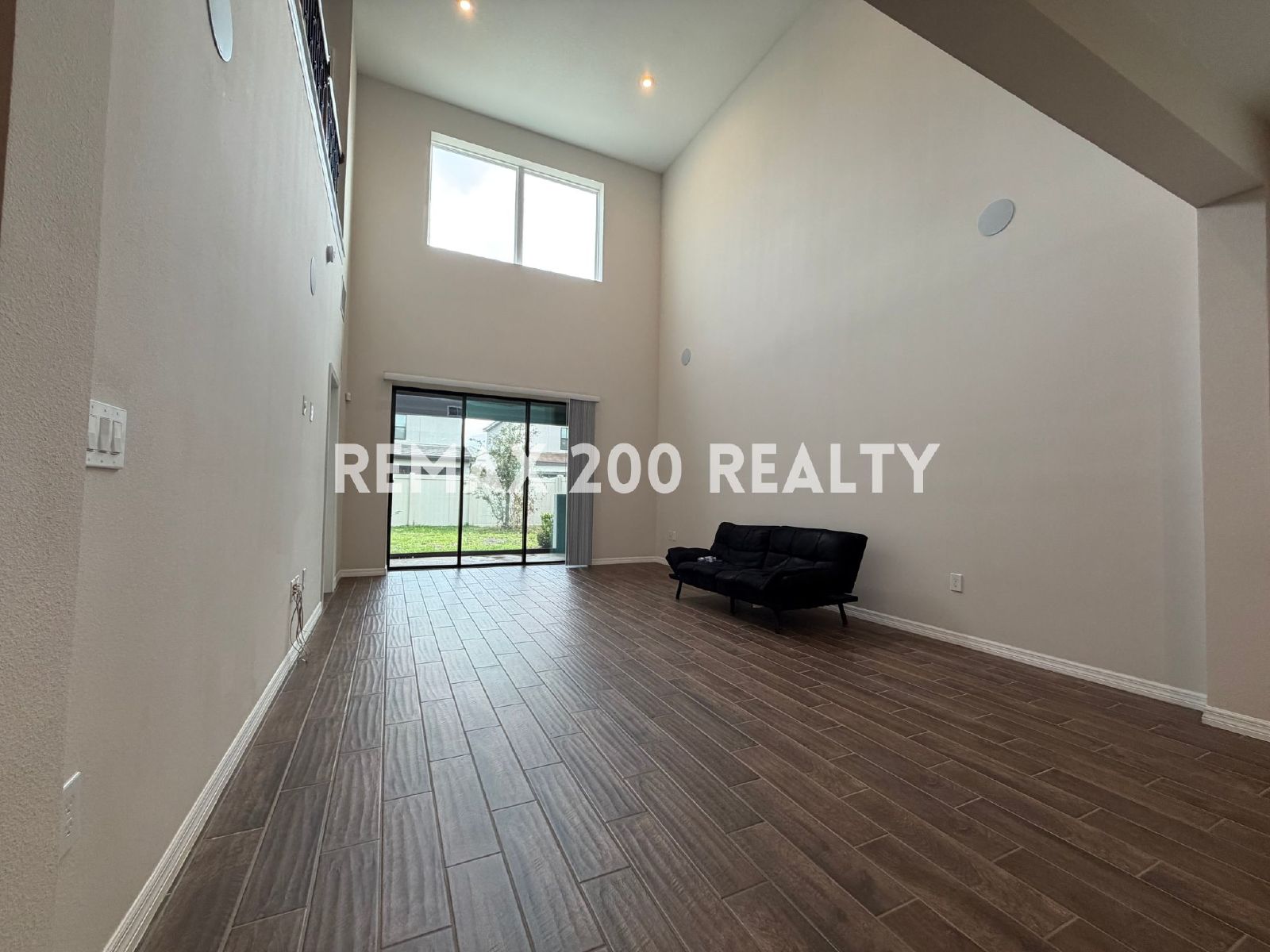 Newly Built Home in Gated Community property image