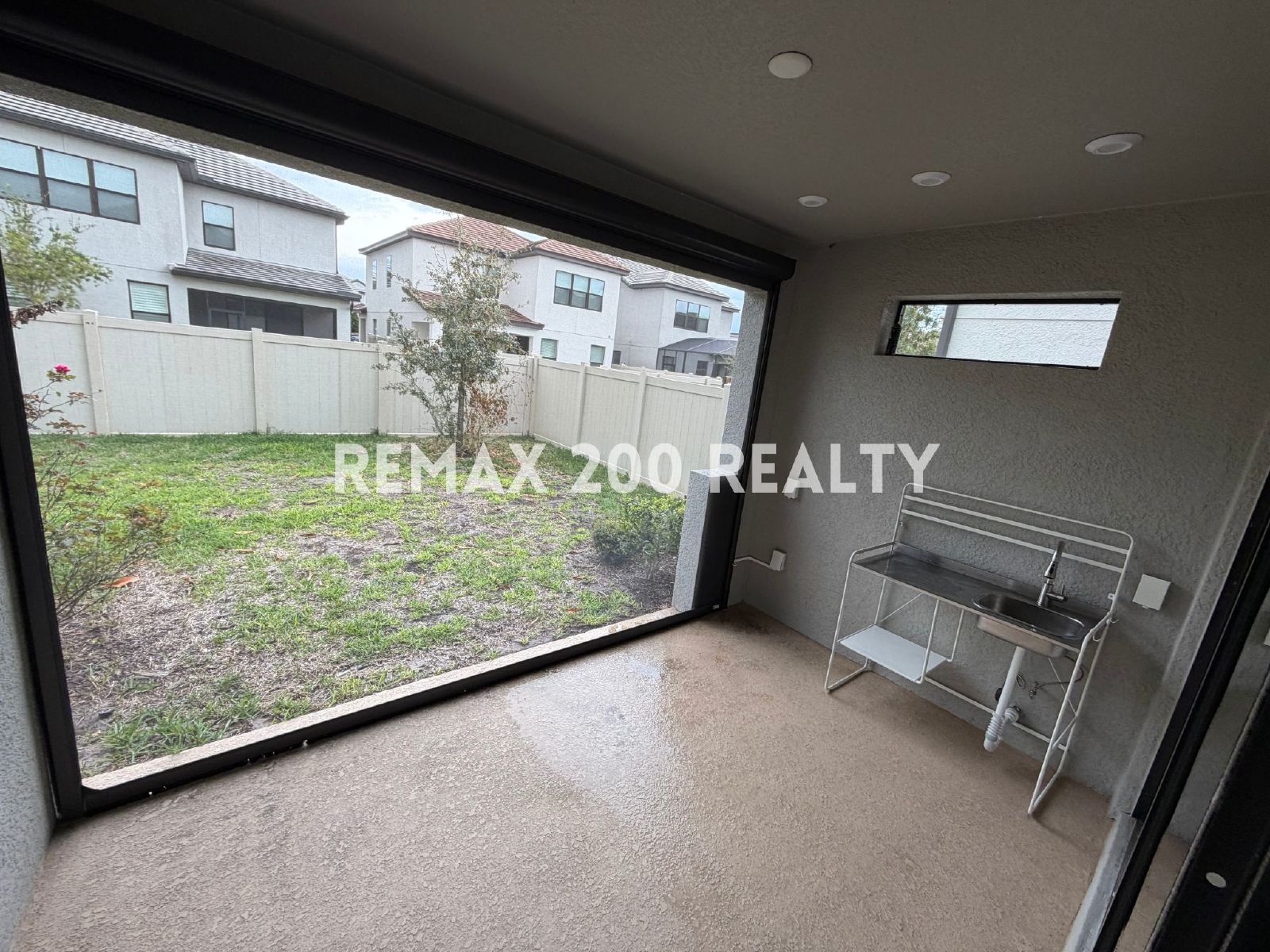 Newly Built Home in Gated Community property image