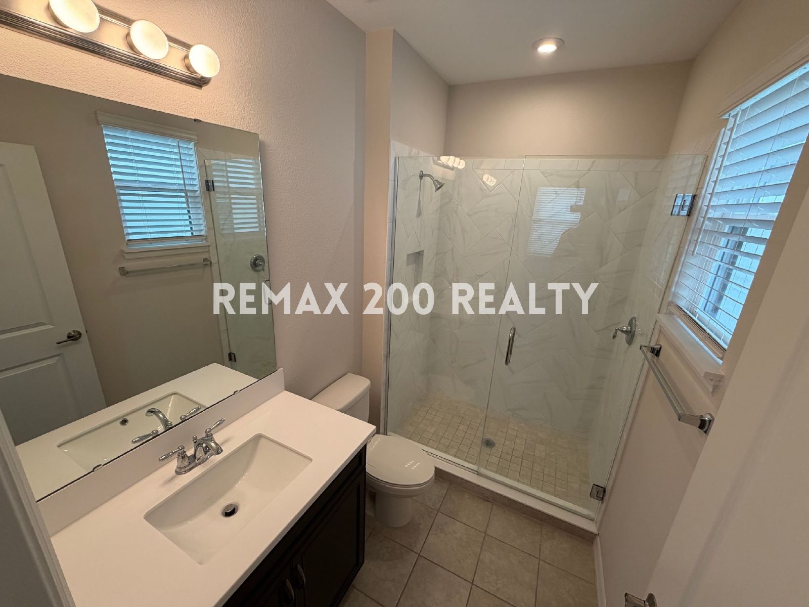 Newly Built Home in Gated Community property image