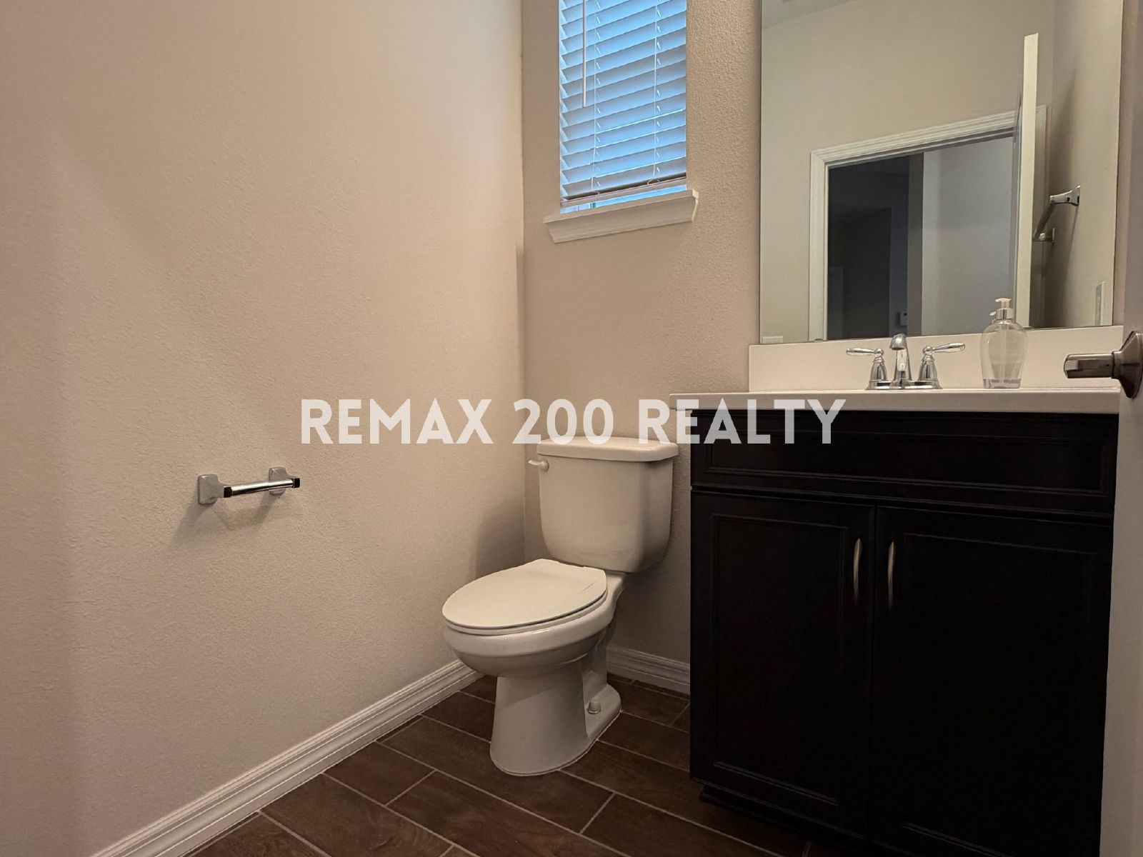 Newly Built Home in Gated Community property image