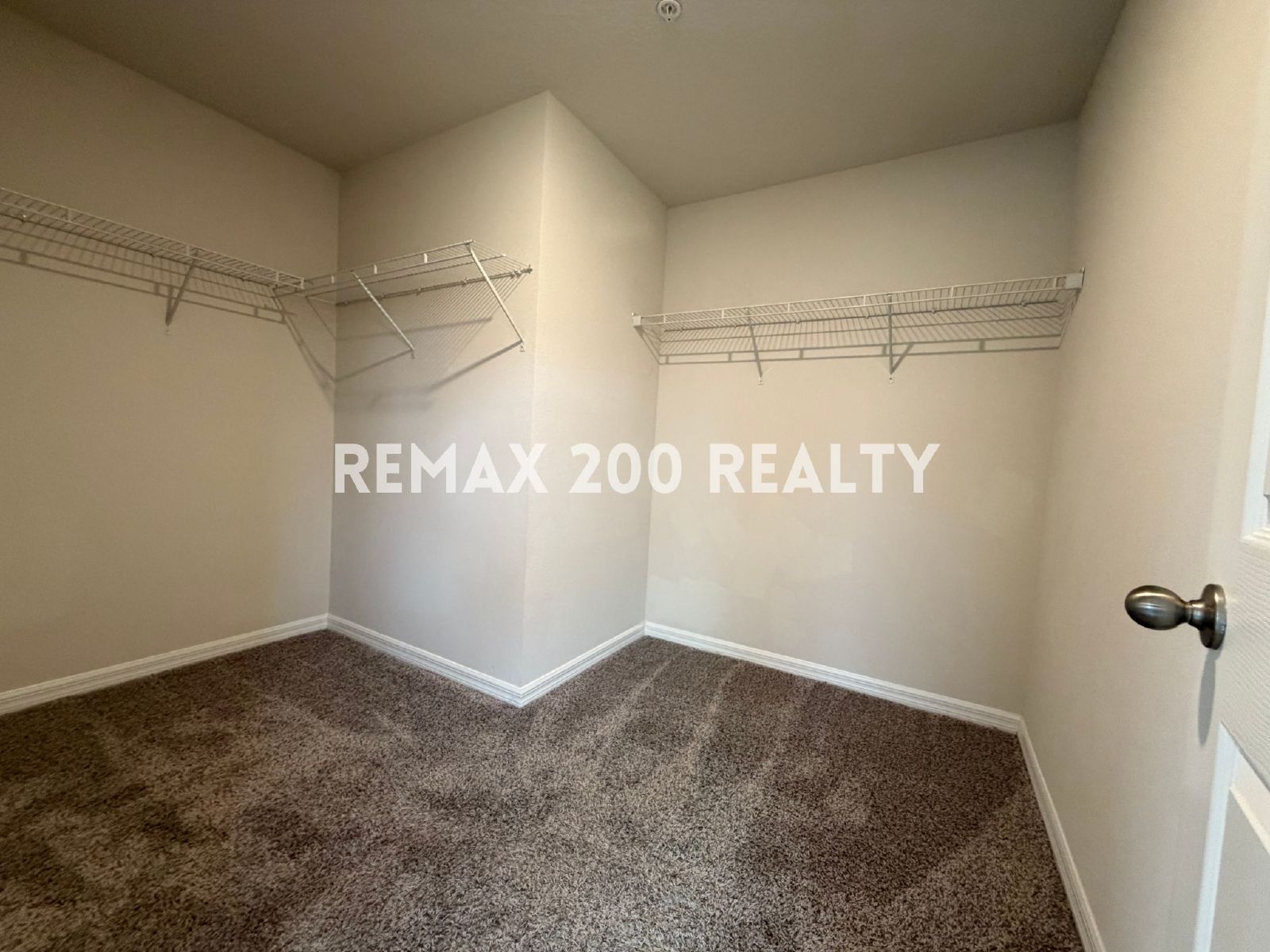 Newer Construction Townhouse for Rent property image