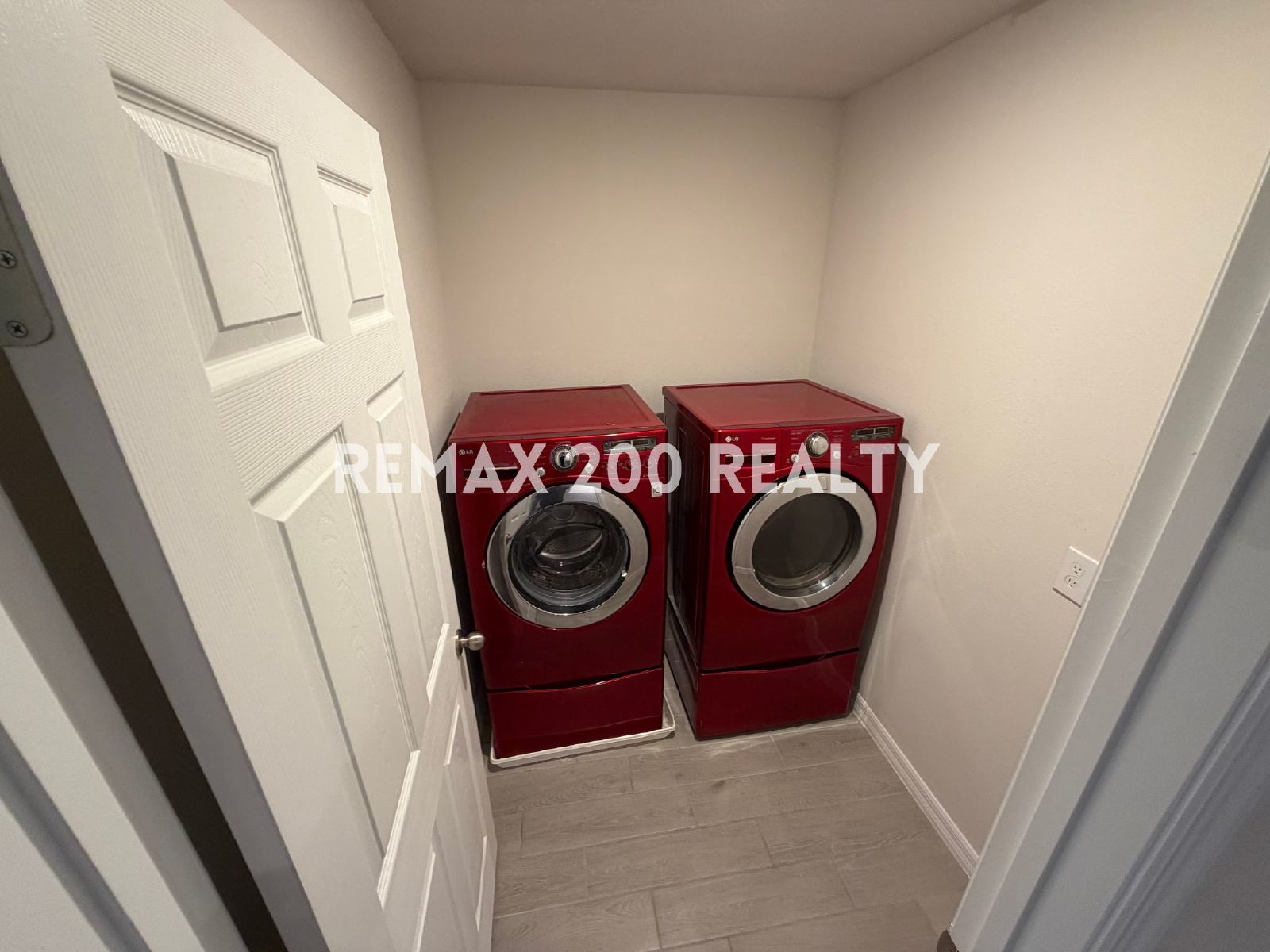 Newer Construction Townhouse for Rent property image