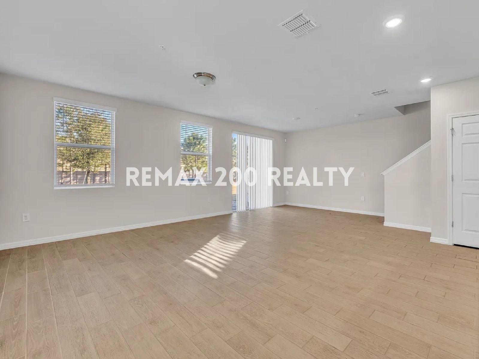 Newer Construction Townhouse for Rent property image