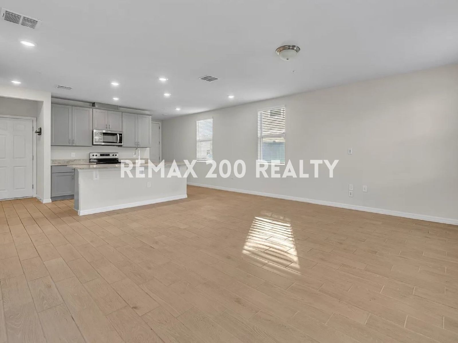 Newer Construction Townhouse for Rent property image