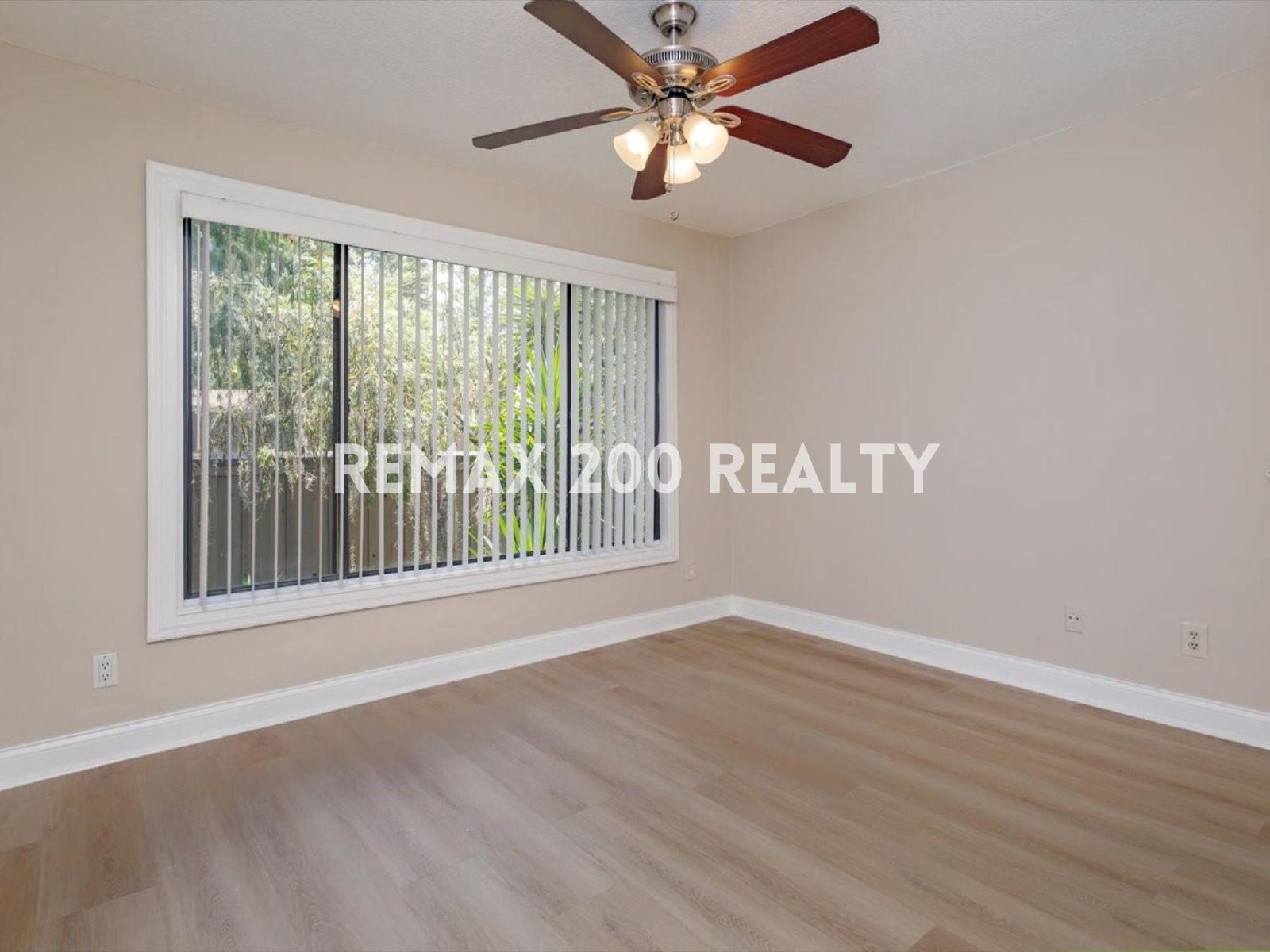 Beautifully Updated 2-Bed, 2-Bath Condo property image
