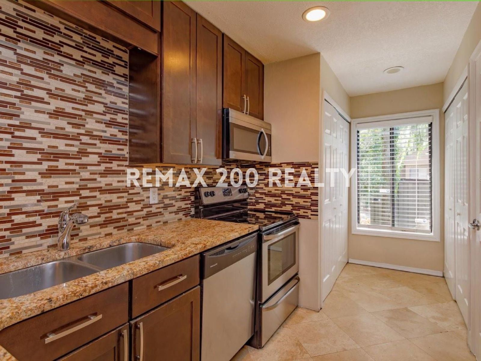 Beautifully Updated 2-Bed, 2-Bath Condo property image