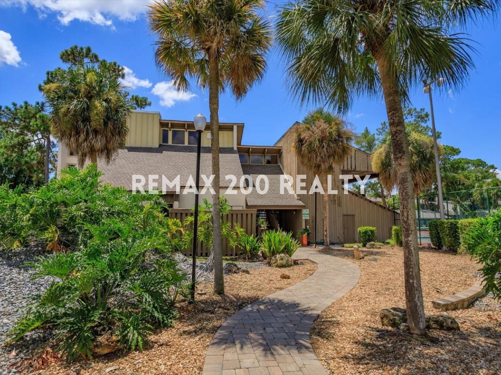 Beautifully Updated 2-Bed, 2-Bath Condo property image