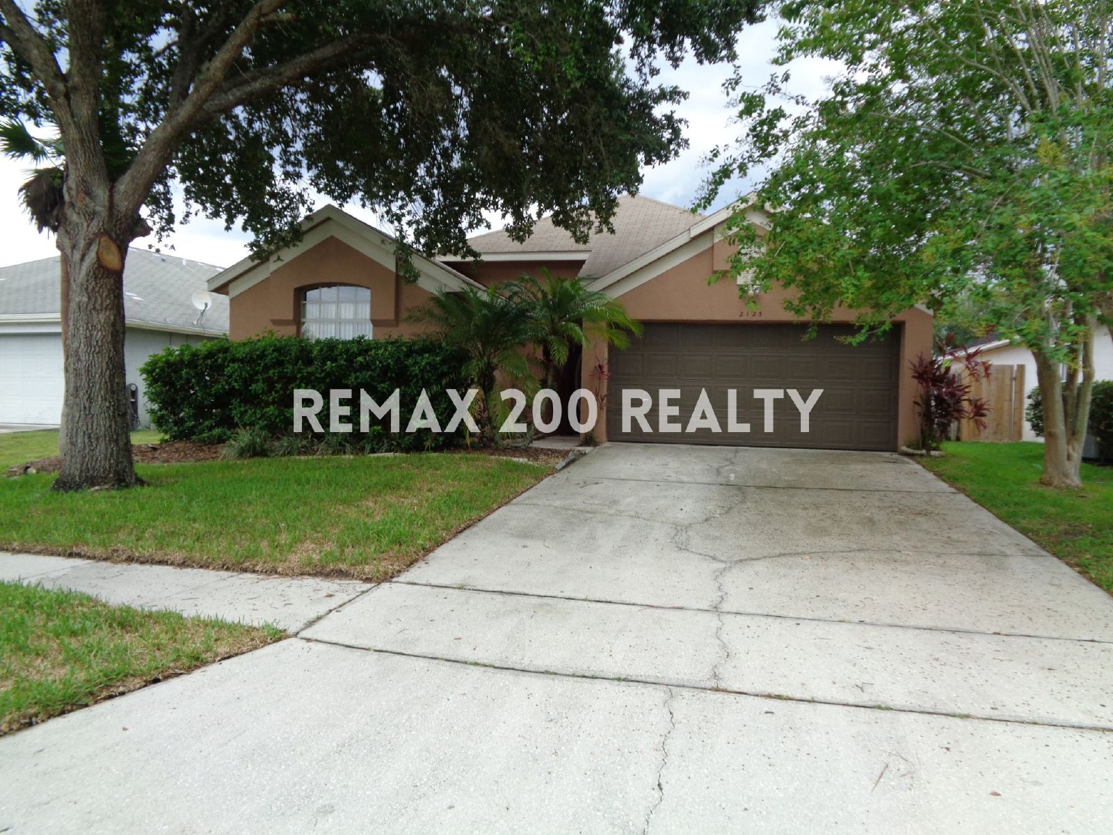Split Floorplan 3/2 In Southeast Orlando Near University property image