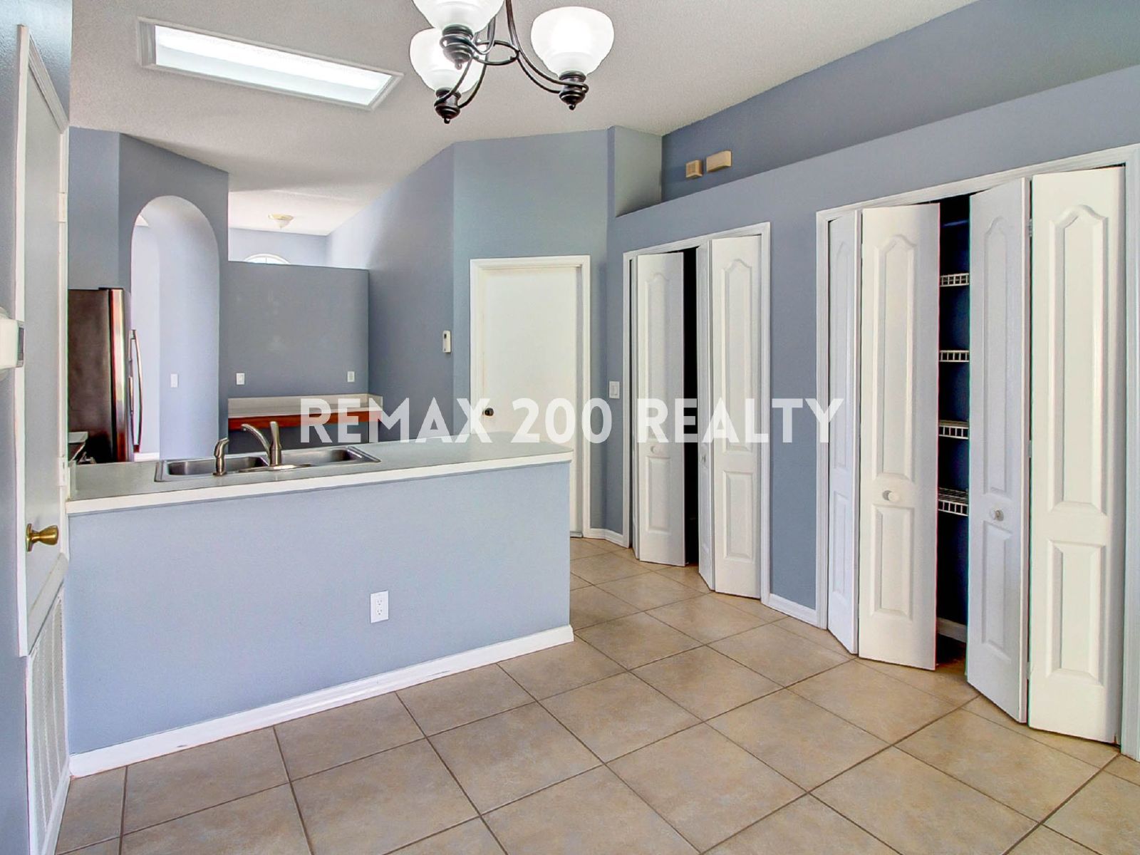3/2 Home Near Waterford Lakes property image