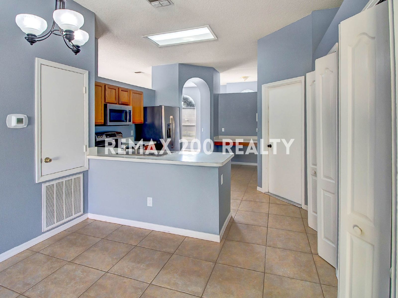 3/2 Home Near Waterford Lakes property image