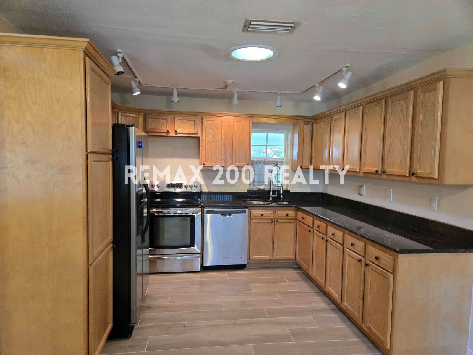 Beautiful 4-Bedroom, 3-Bath Home in Altamonte Springs property image