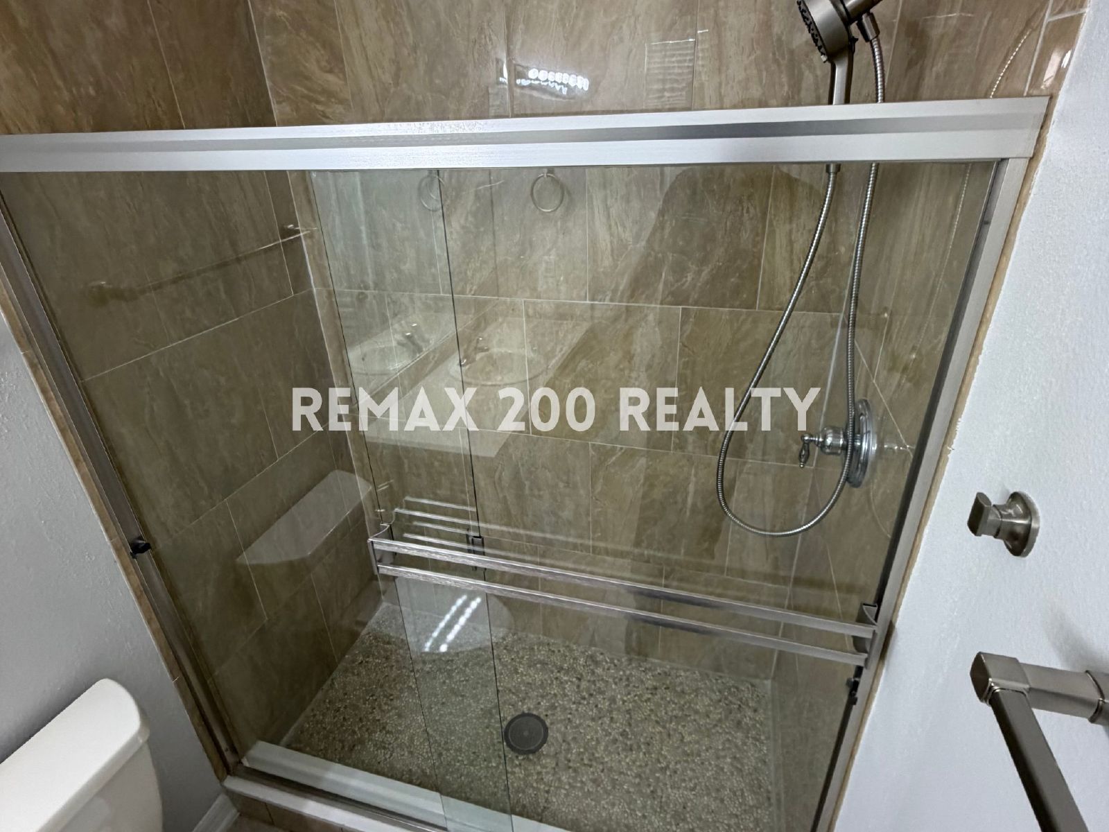 Move-In Ready Waterfront Townhome property image