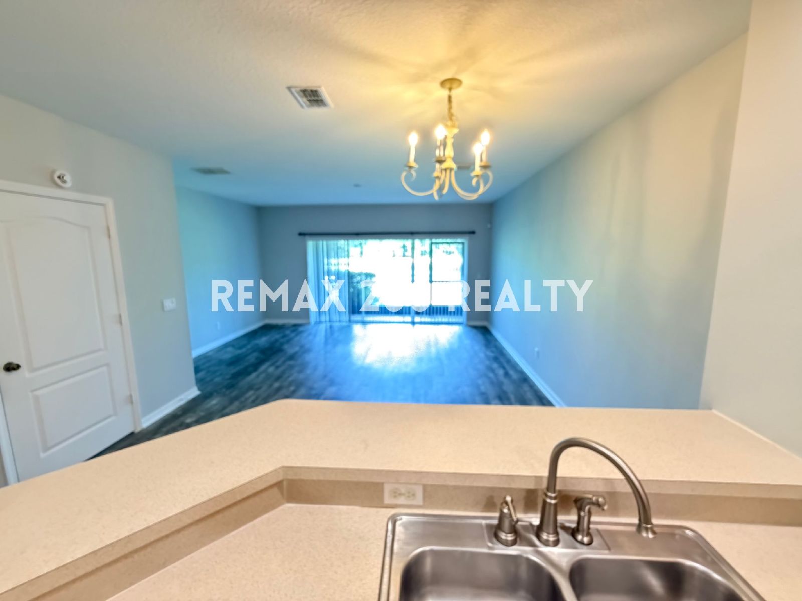 Move-In Ready Waterfront Townhome property image