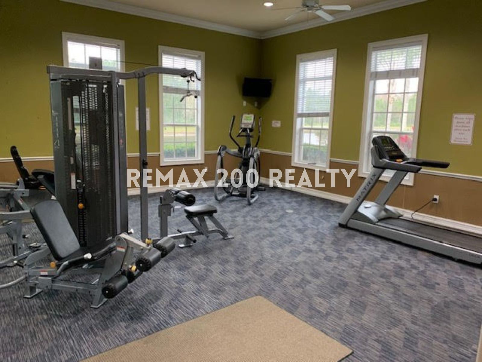 Move-In Ready Waterfront Townhome property image
