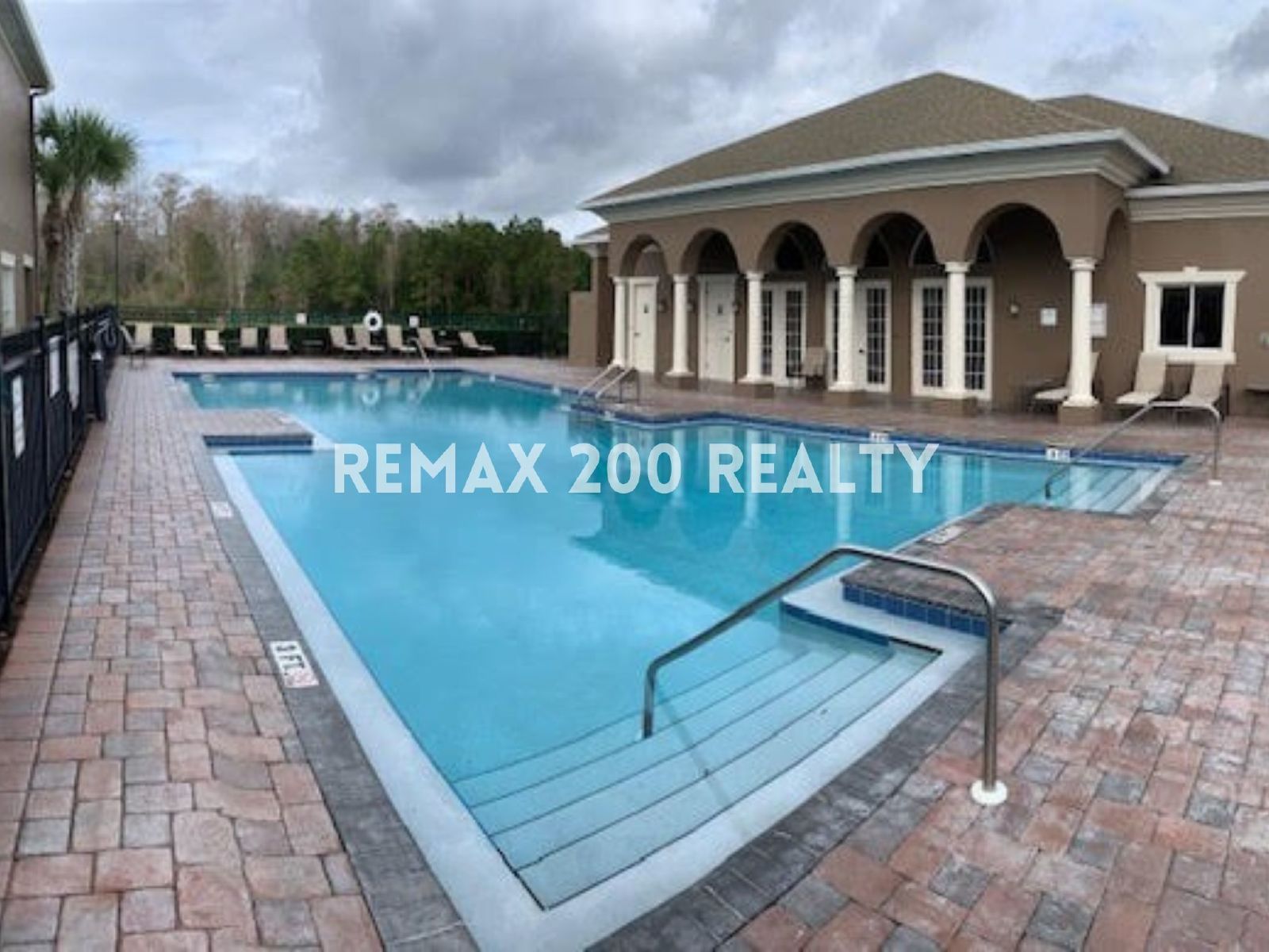 Move-In Ready Waterfront Townhome property image