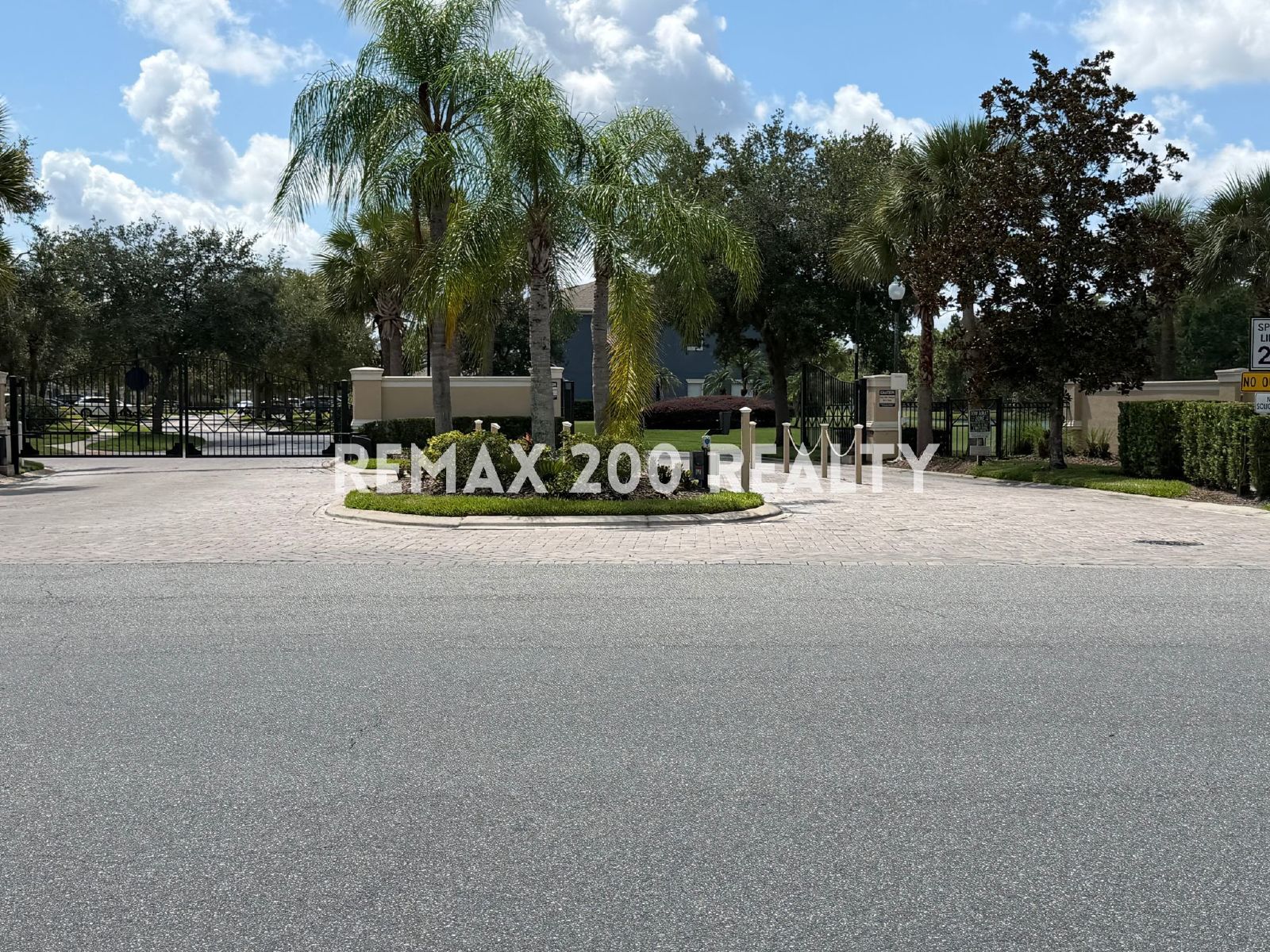 Move-In Ready Waterfront Townhome property image