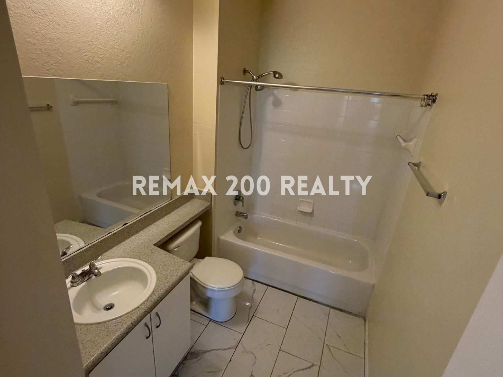 Condo in Notting Hills Community property image