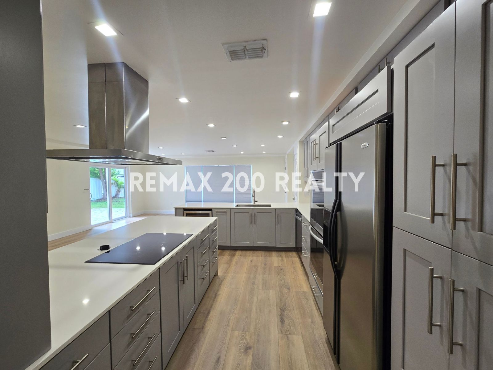 Beautifully Updated 3 Bedroom Home in Winter Park With Large Fenced Yard! property image