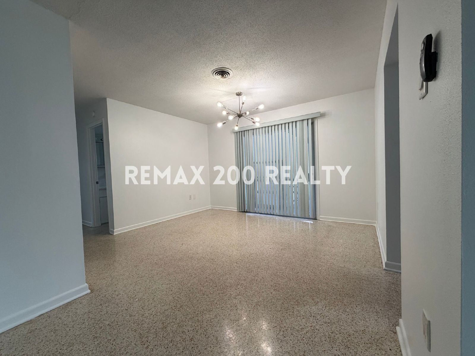 Well Maintained 3 Bed 2 Bath Home property image