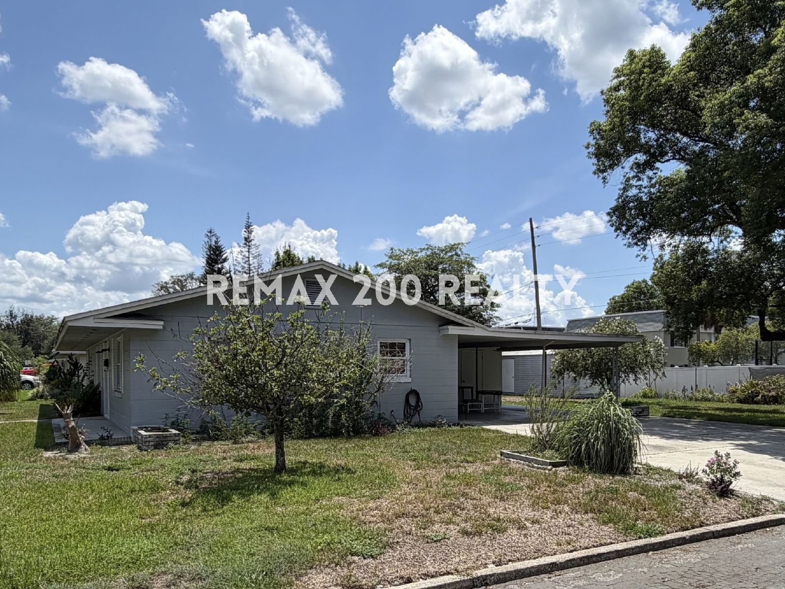 Well Maintained 3 Bed 2 Bath Home property image