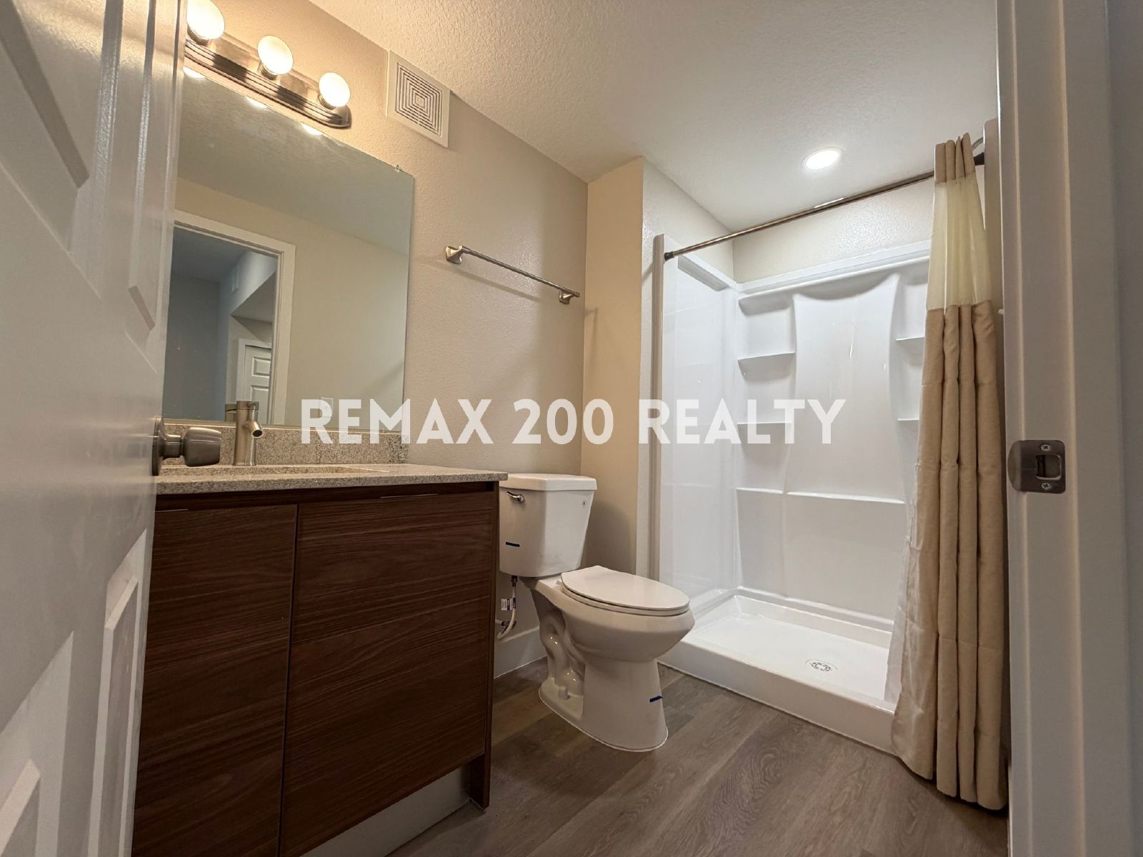 Brand New Beautiful 1-Bed 1-Bath property image