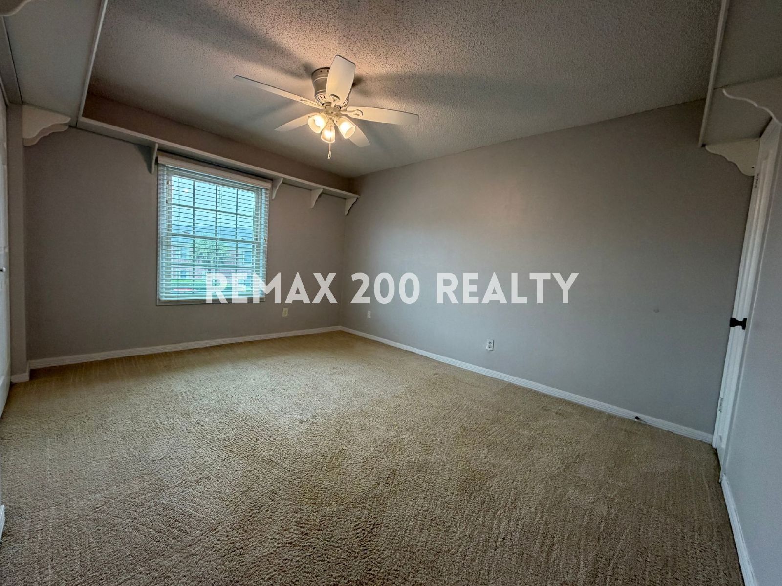 Casselberry Spacious 2/2 Condo property image