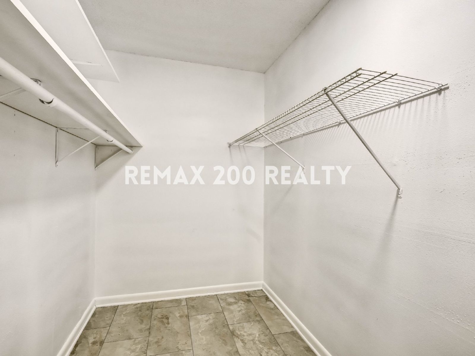 Amazing Home With Many Upgrades / Conveniently Located property image