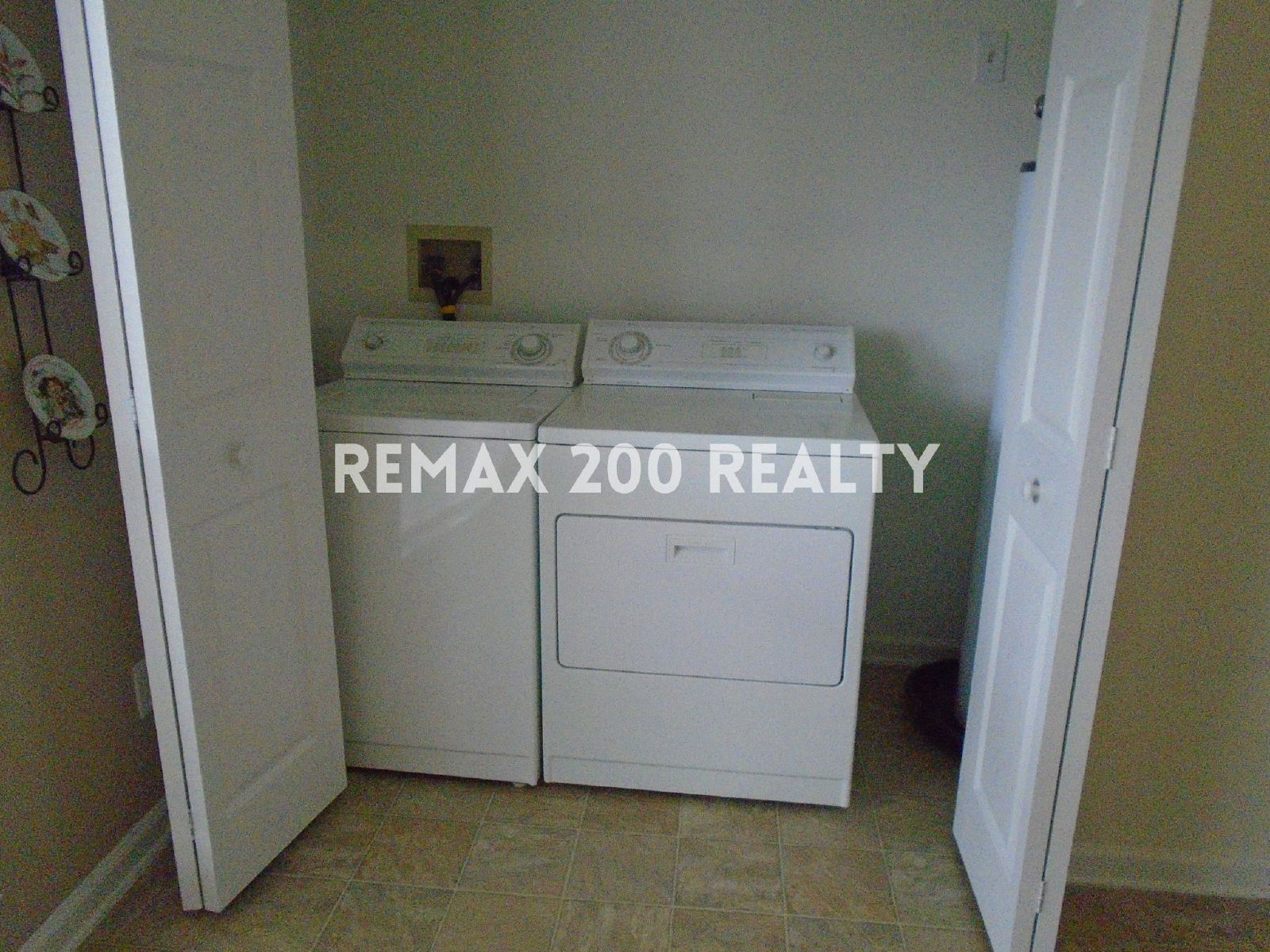 LOVELY HOME IN ASHBURY PARK property image