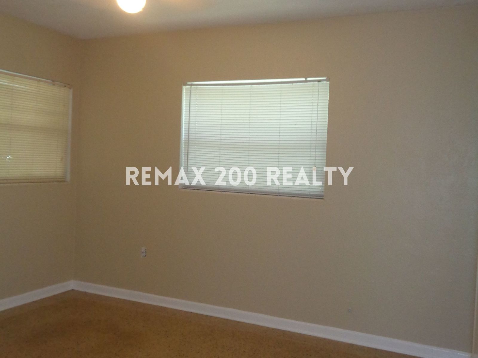 COLLEGE PARK DUPLEX property image