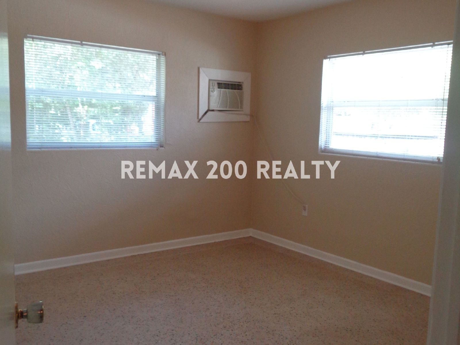 COLLEGE PARK DUPLEX property image