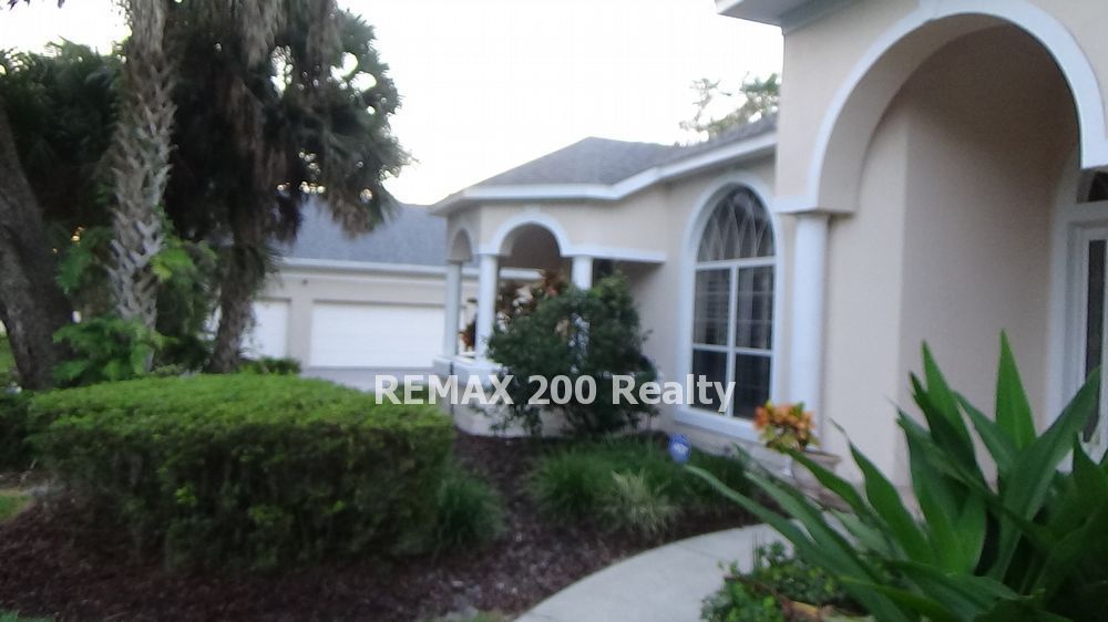 Gorgeous Winter Springs Home / Pool & Lawn Care Included property image