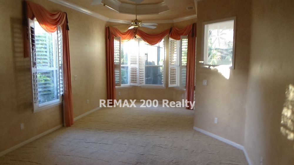 Gorgeous Winter Springs Home / Pool & Lawn Care Included property image