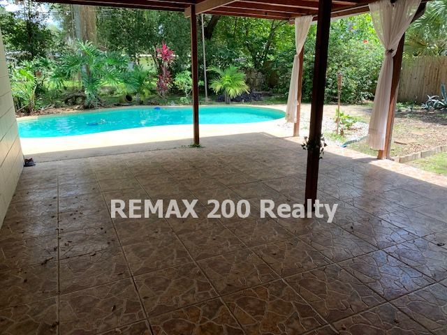 East Orlando Pool Home With Pool and Lawn Care Included property image