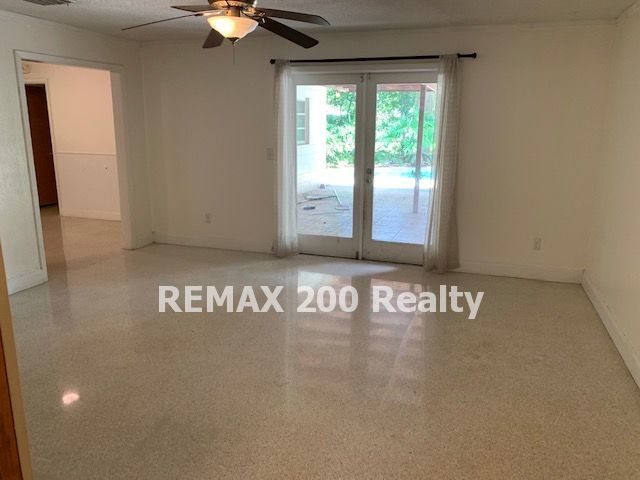 East Orlando Pool Home With Pool and Lawn Care Included property image