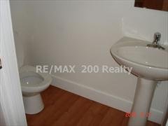 Avalon Park / 2 Story Townhome / Corner Unit - Fenced Backyard property image