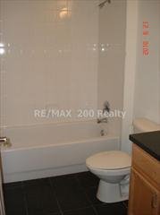 Avalon Park / 2 Story Townhome / Corner Unit - Fenced Backyard property image