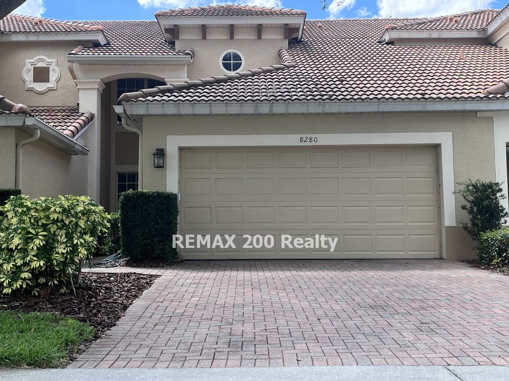 Dr. Phillips Area Townhome in Vizcaya property image