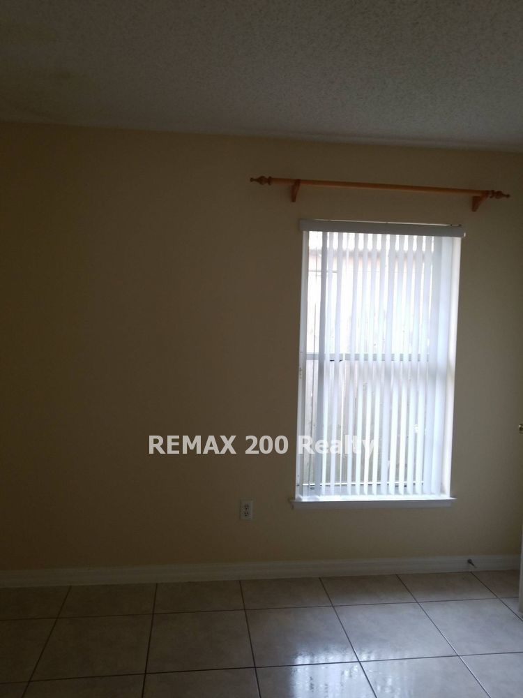 Conveniently Located Home Minutes From OIA property image