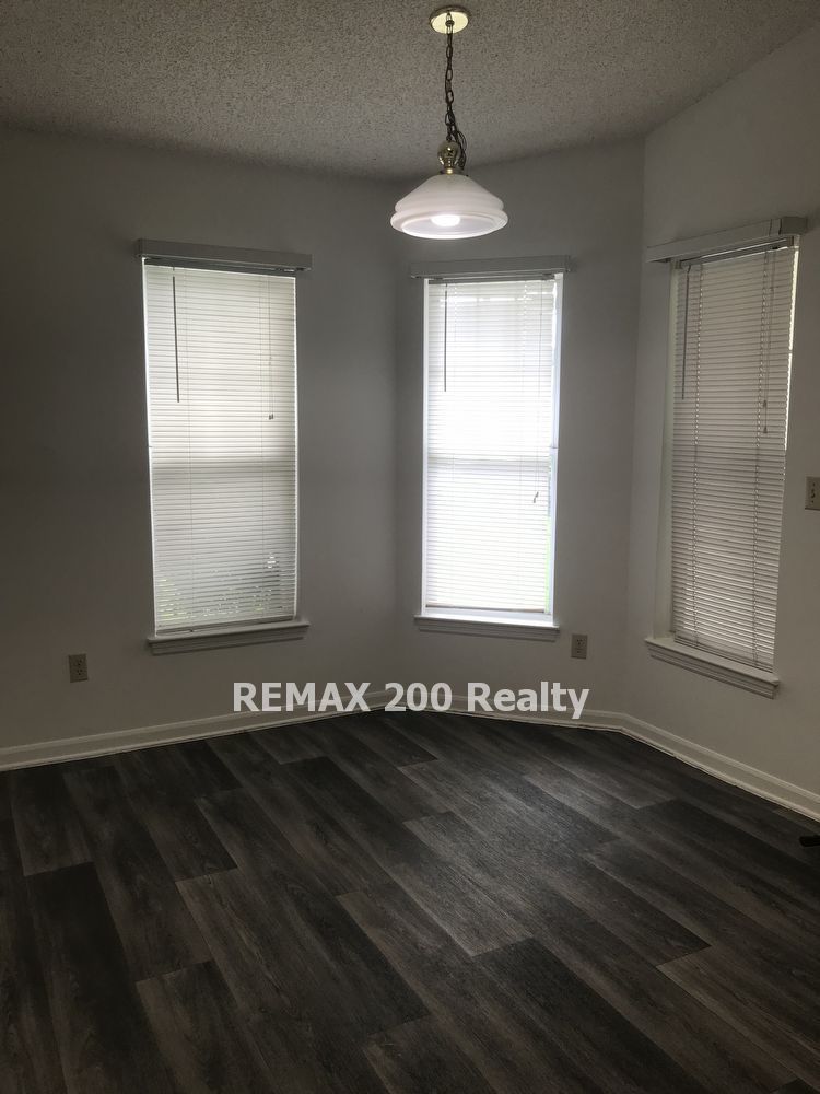 3/2 Off of Valencia College Lane property image